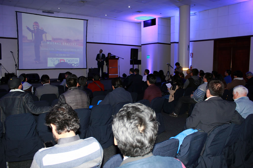 CONFERENCIAS INTERNACIONALES Y NACIONALES